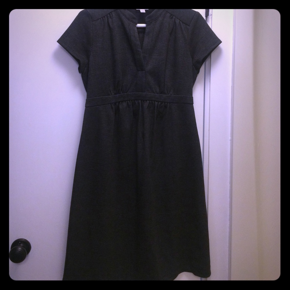 Pea in the Pod maternity dress